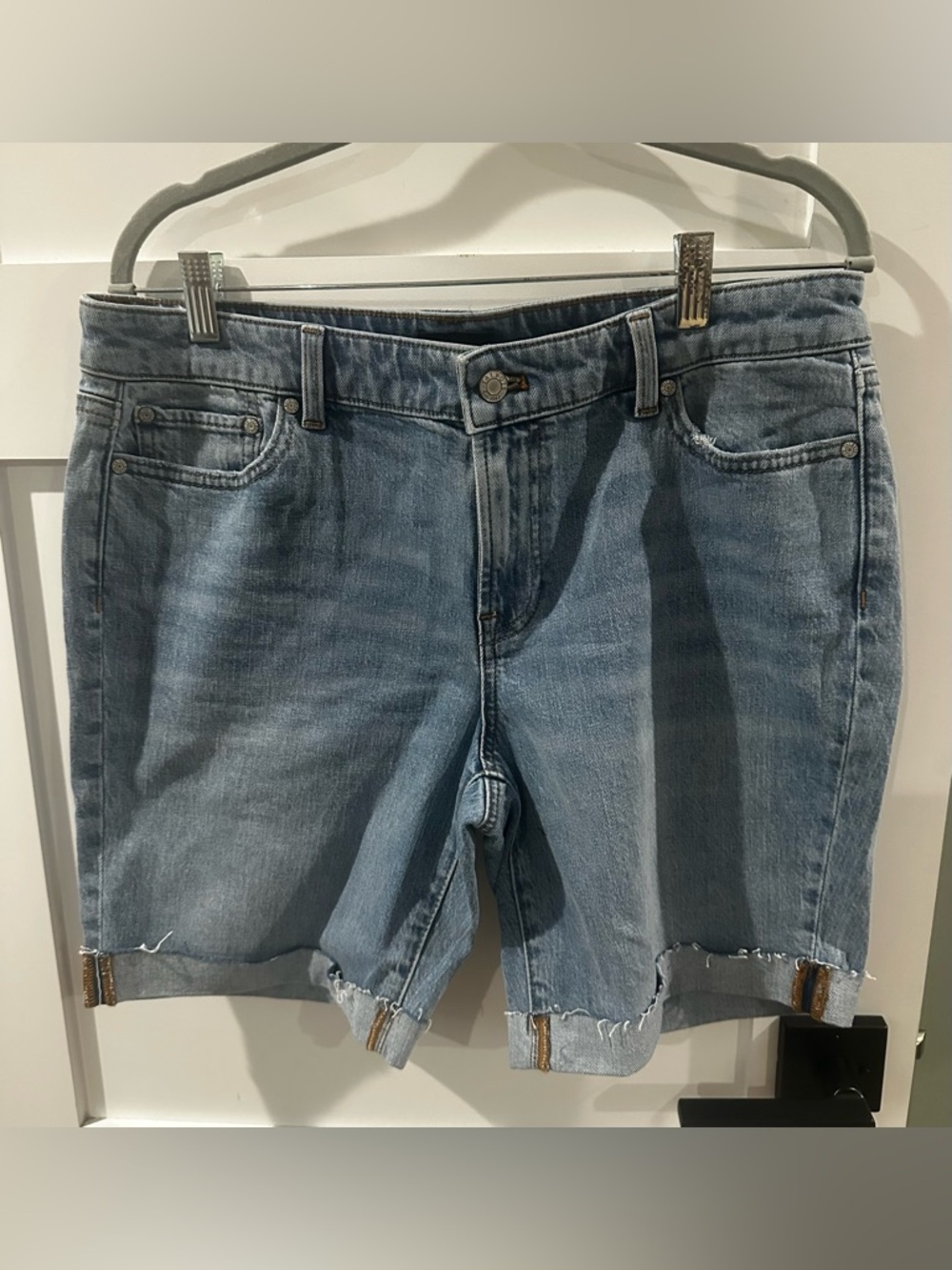 Talbots Girlfriend Denim Shorts 7.5” inseam Blue Jean  Size 10P Cuffed